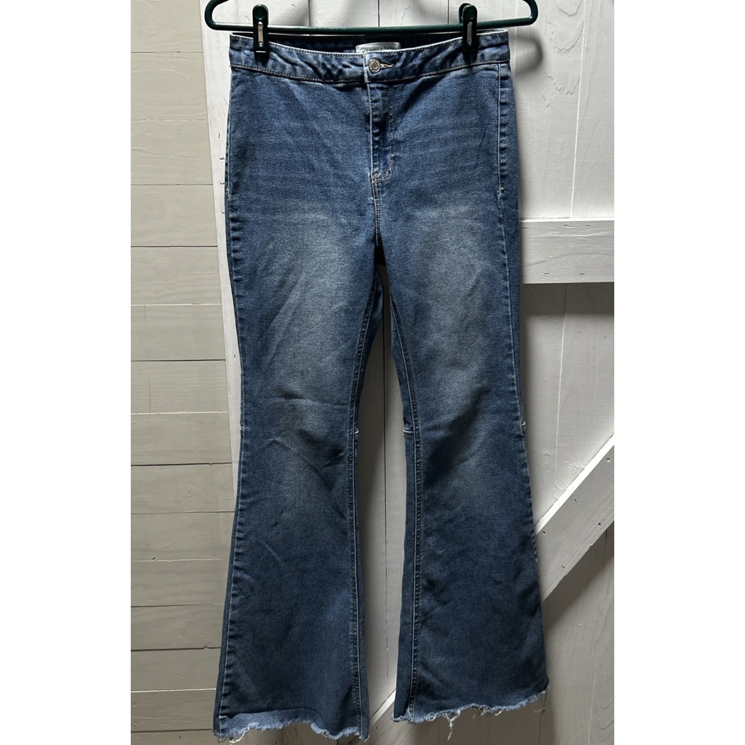 Vanilla Star Bell Bottom Jeans Women's Size 9 Frayed Hem
